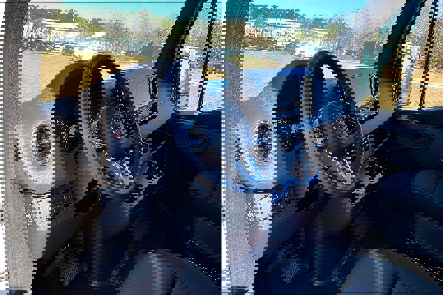 Used 2024 Mercedes-Benz Sprinter 2500 image 17