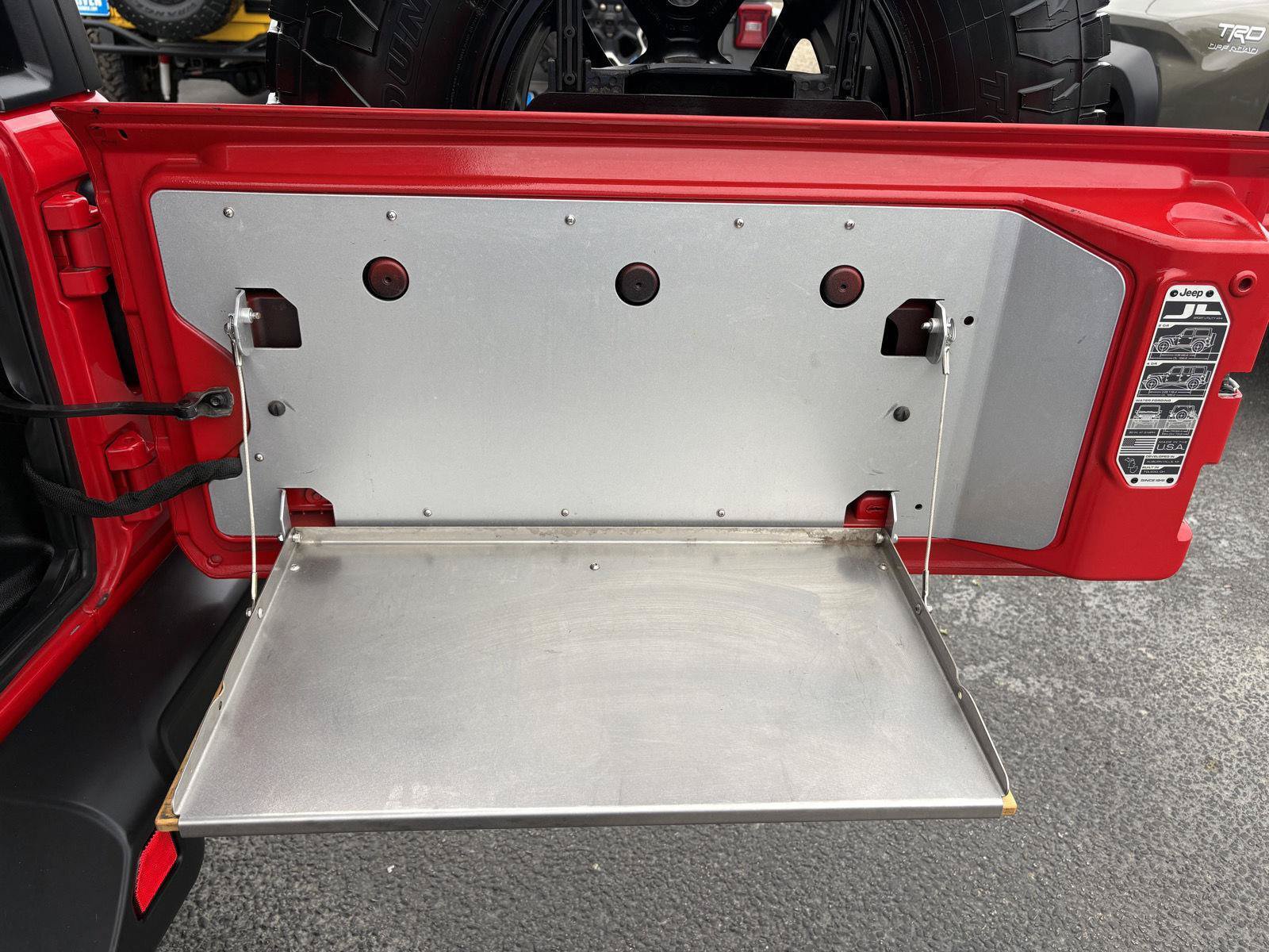 Used 2018 Jeep Wrangler Unlimited Rubicon AWD/4WD image 8