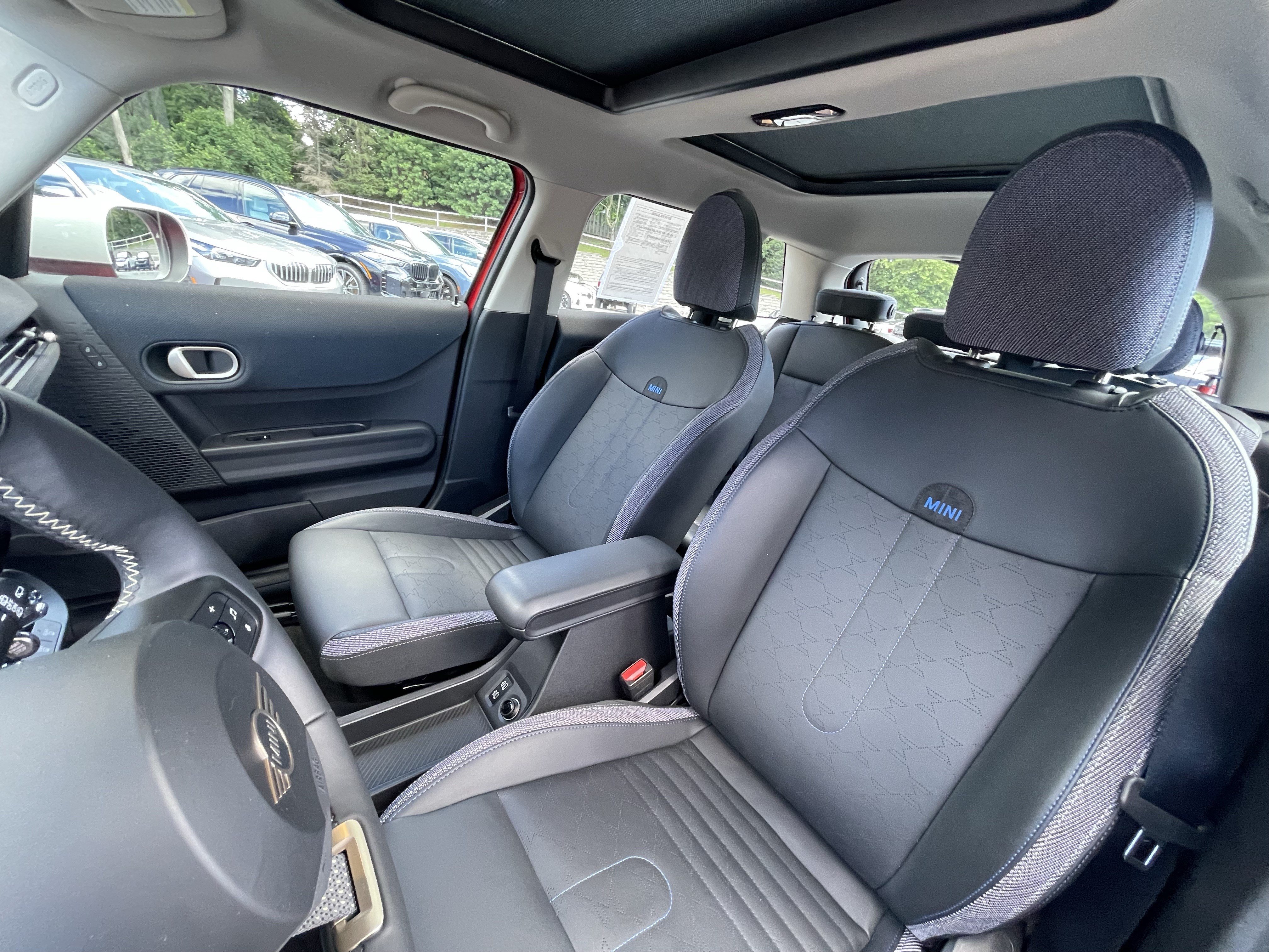 Used 2025 MINI Cooper S FWD image 8