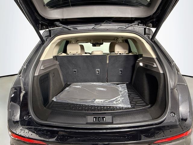 Used 2023 Lincoln Corsair Reserve w/ Equipment Group 201A image 25