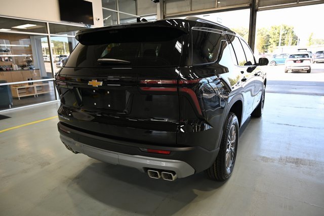 New 2026 Chevrolet Traverse LT w/ Driver Confidence Package image 5
