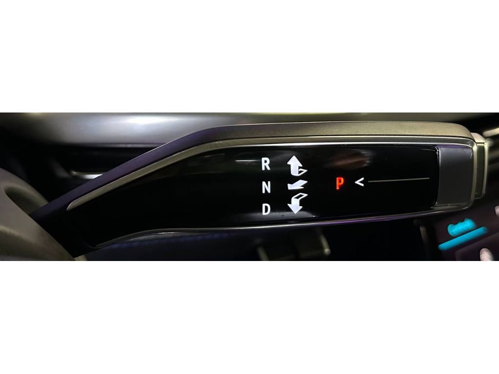 Used 2026 Cadillac Escalade IQL Sport 1 w/ LPO, ONYX Package AWD/4WD image 29