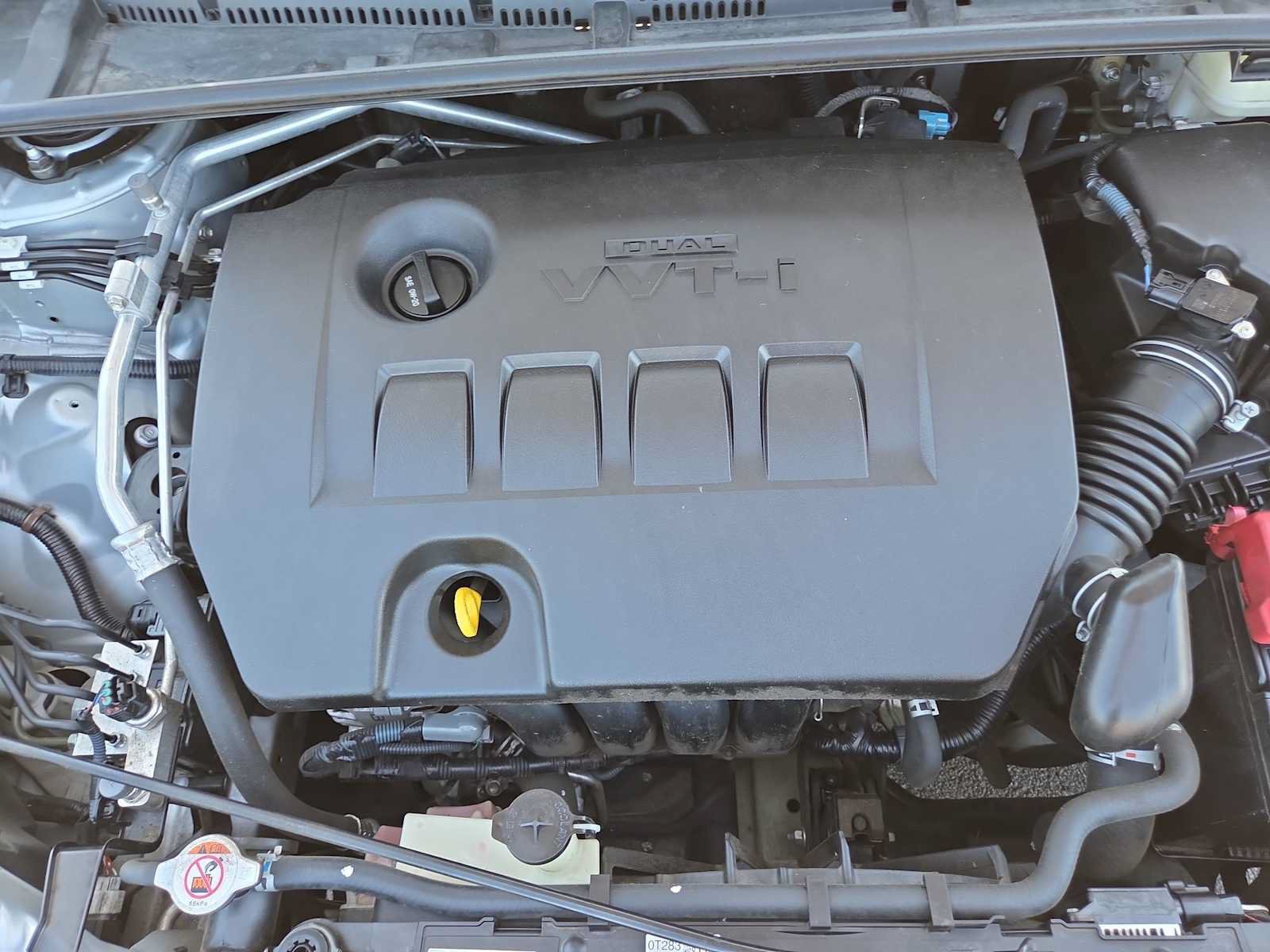 Used 2018 Toyota Corolla LE w/ LE Premium Package FWD image 17