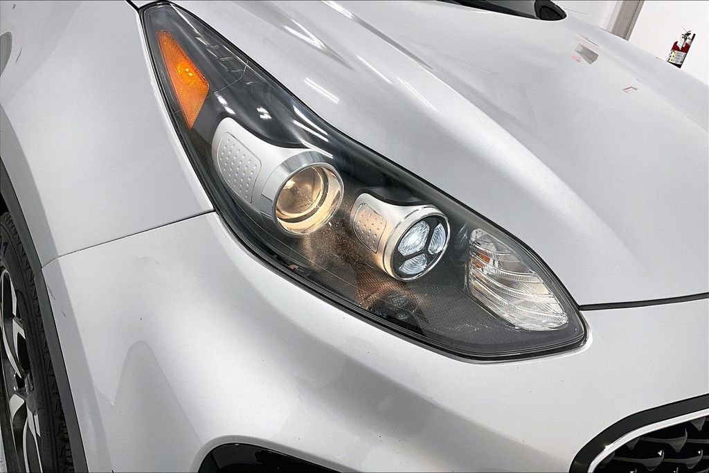 Used 2021 Kia Sportage LX image 36