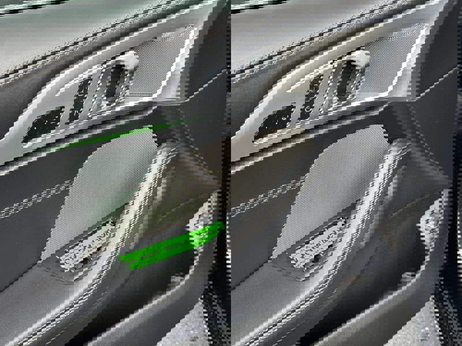 Used 2020 BMW 840i Convertible w/ Comfort Seating Package image 12