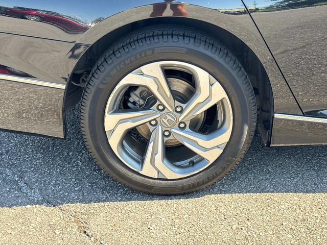 Used 2019 Honda Accord EX image 12
