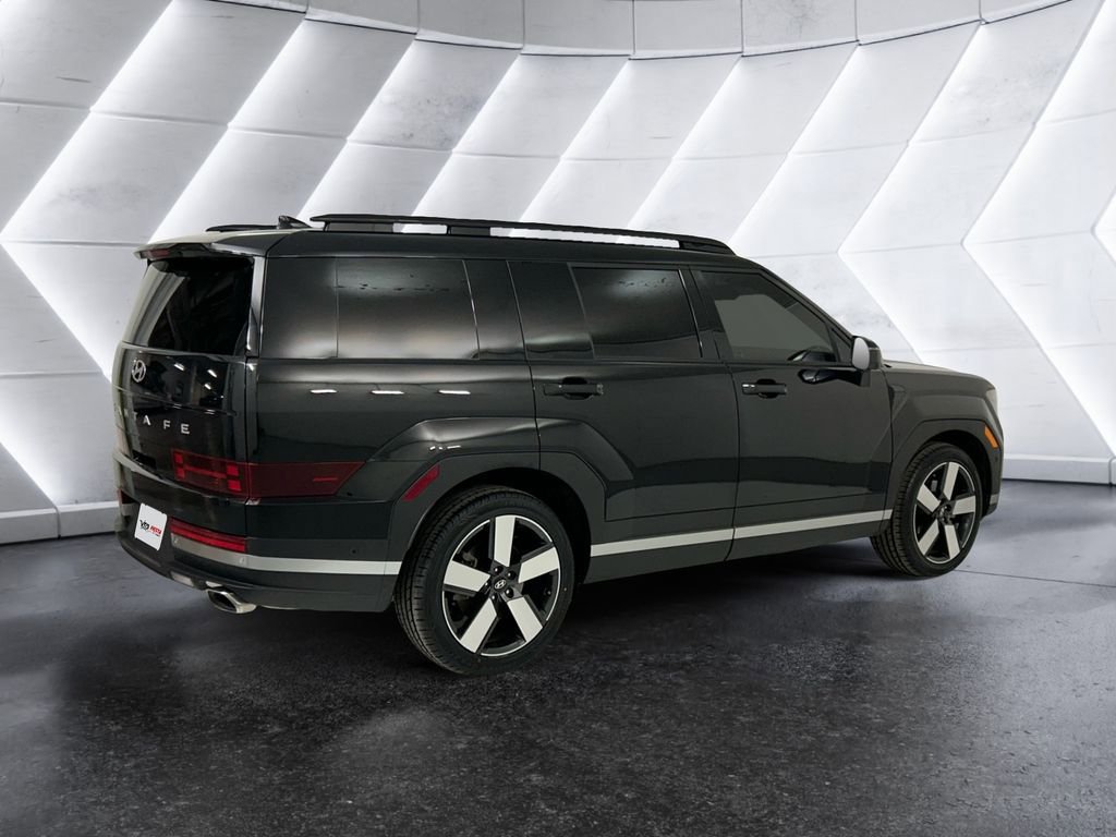 Used 2024 Hyundai Santa Fe Limited FWD image 4