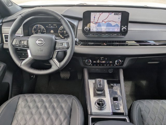 New 2026 Nissan Rogue Platinum AWD/4WD image 32