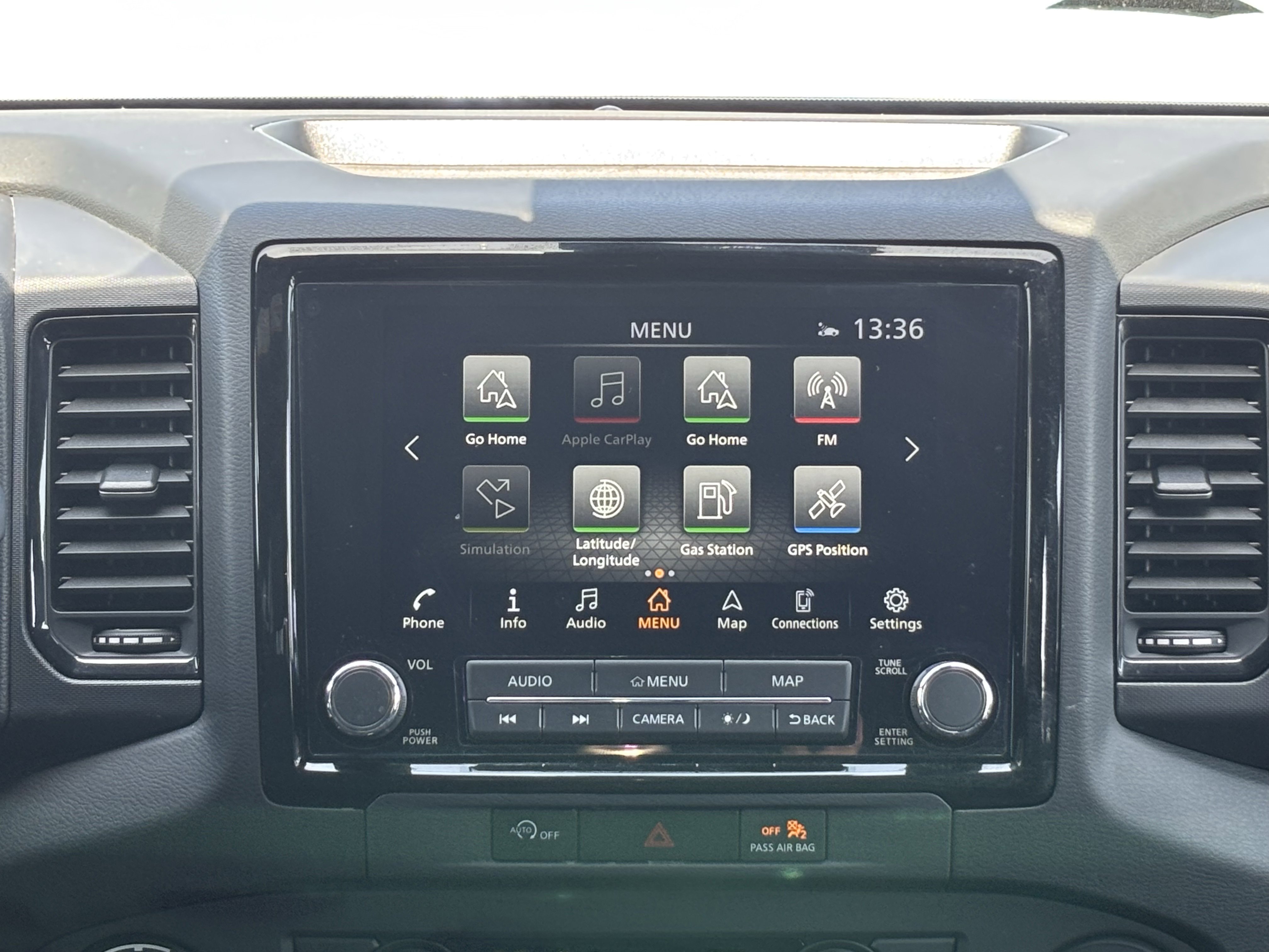 Used 2024 Nissan Frontier PRO-4X w/ Technology Package AWD/4WD image 21