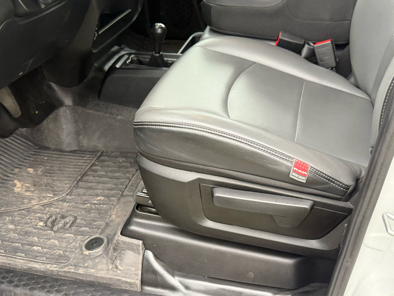 Used 2021 RAM 2500 Tradesman w/ Chrome Appearance Group image 18