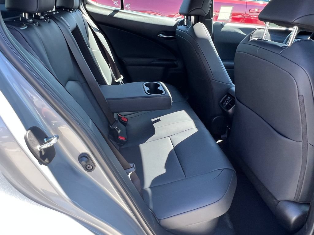 Used 2024 Lexus UX 250h F Sport FWD image 23