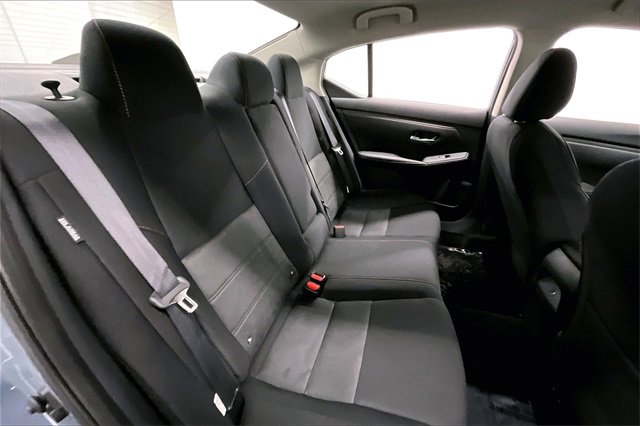 New 2025 Nissan Sentra SR image 31