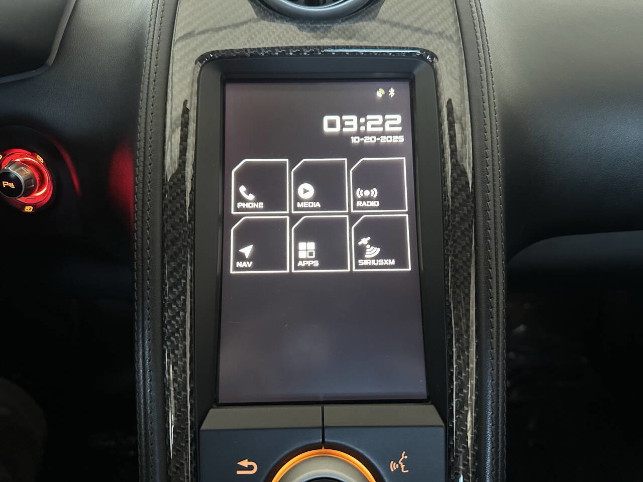 Used 2015 McLaren 650S Spider image 26