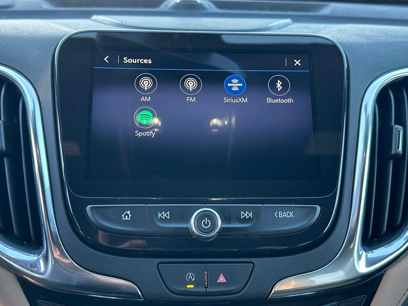 Certified 2024 Chevrolet Equinox Premier image 10