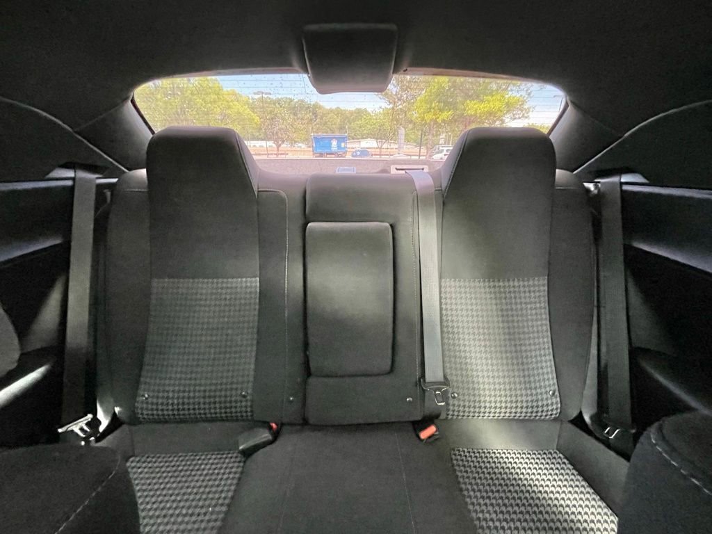 Used 2023 Dodge Challenger GT image 29