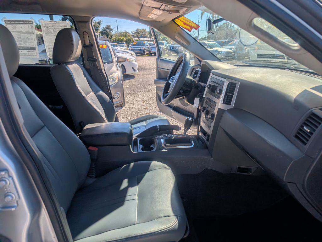 Used 2009 Jeep Grand Cherokee Laredo w/ Popular Equipment Group image 13