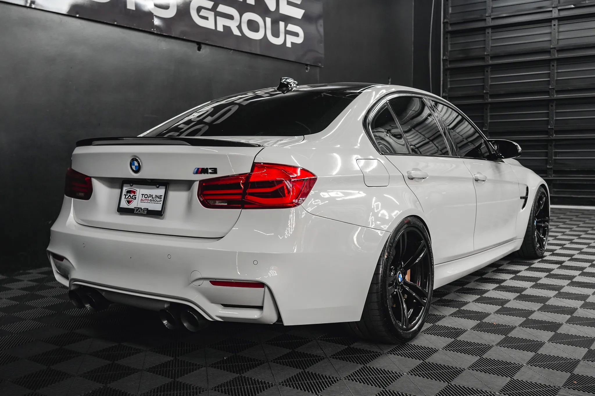 Used 2018 BMW M3 Sedan image 22