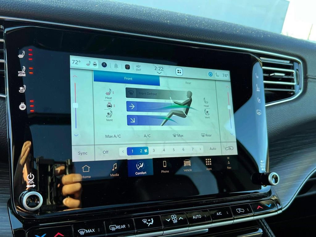 Used 2024 Jeep Wagoneer L Series II w/ Premium Group I image 28