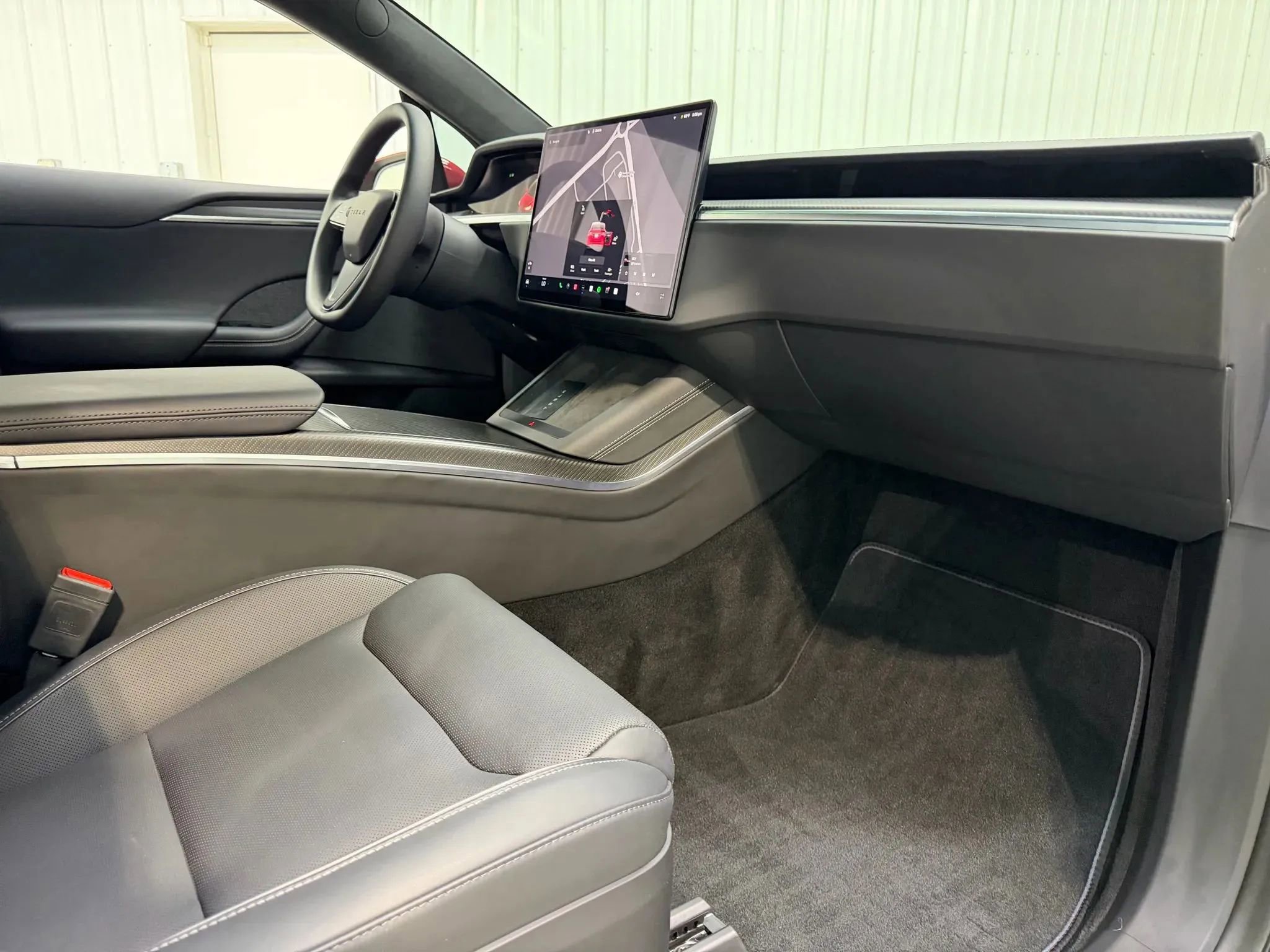 Used 2024 Tesla Model X Plaid image 14