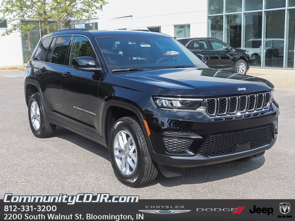 New 2025 Jeep Grand Cherokee Laredo X