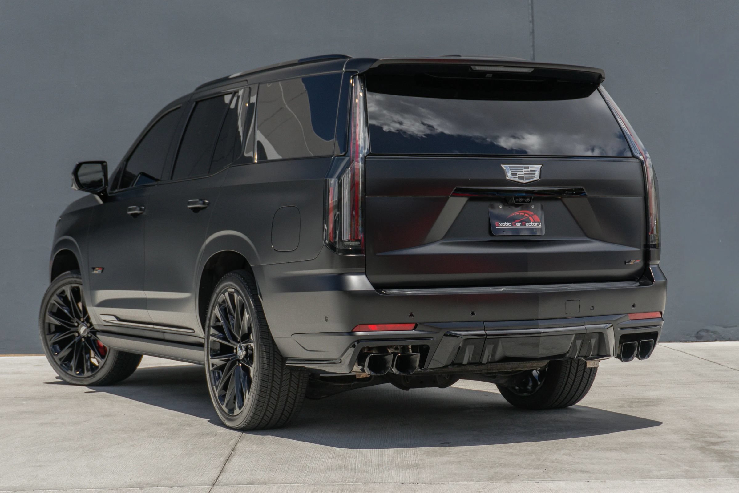 Used 2026 Cadillac Escalade V AWD/4WD image 9