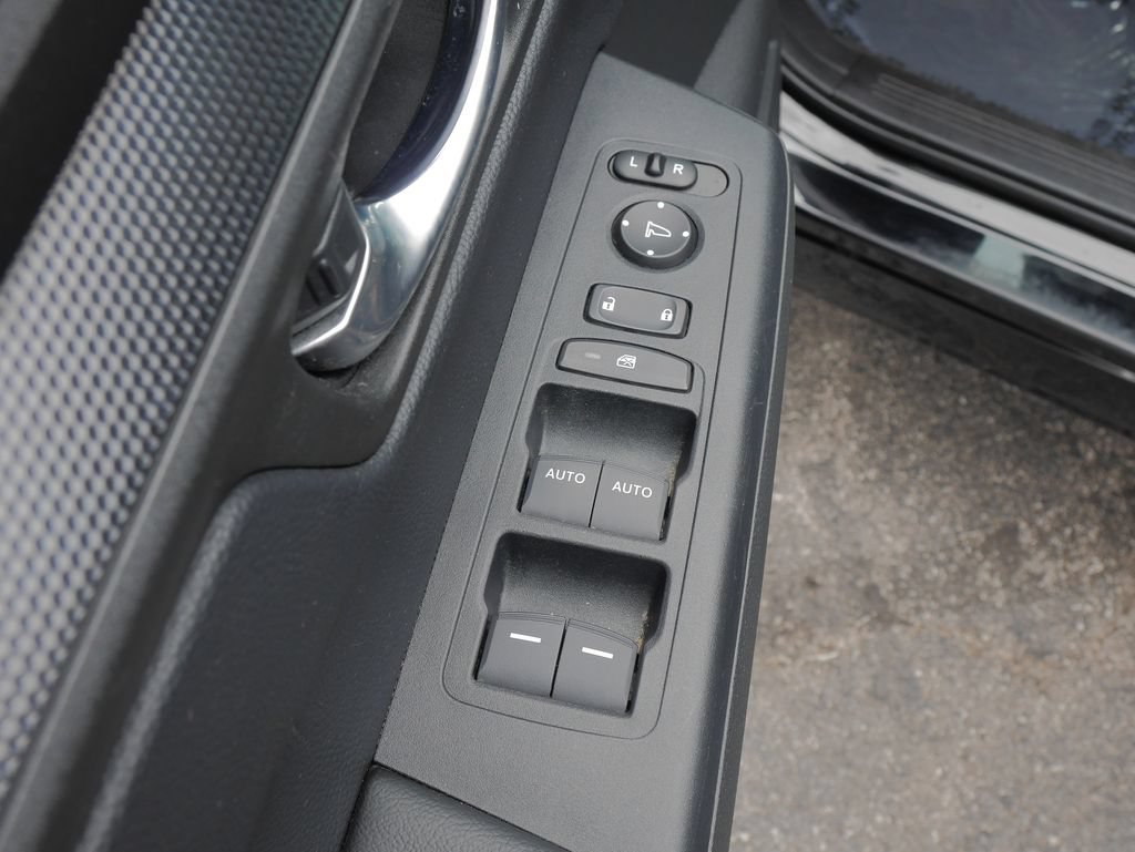 Used 2025 Honda CR-V EX image 21