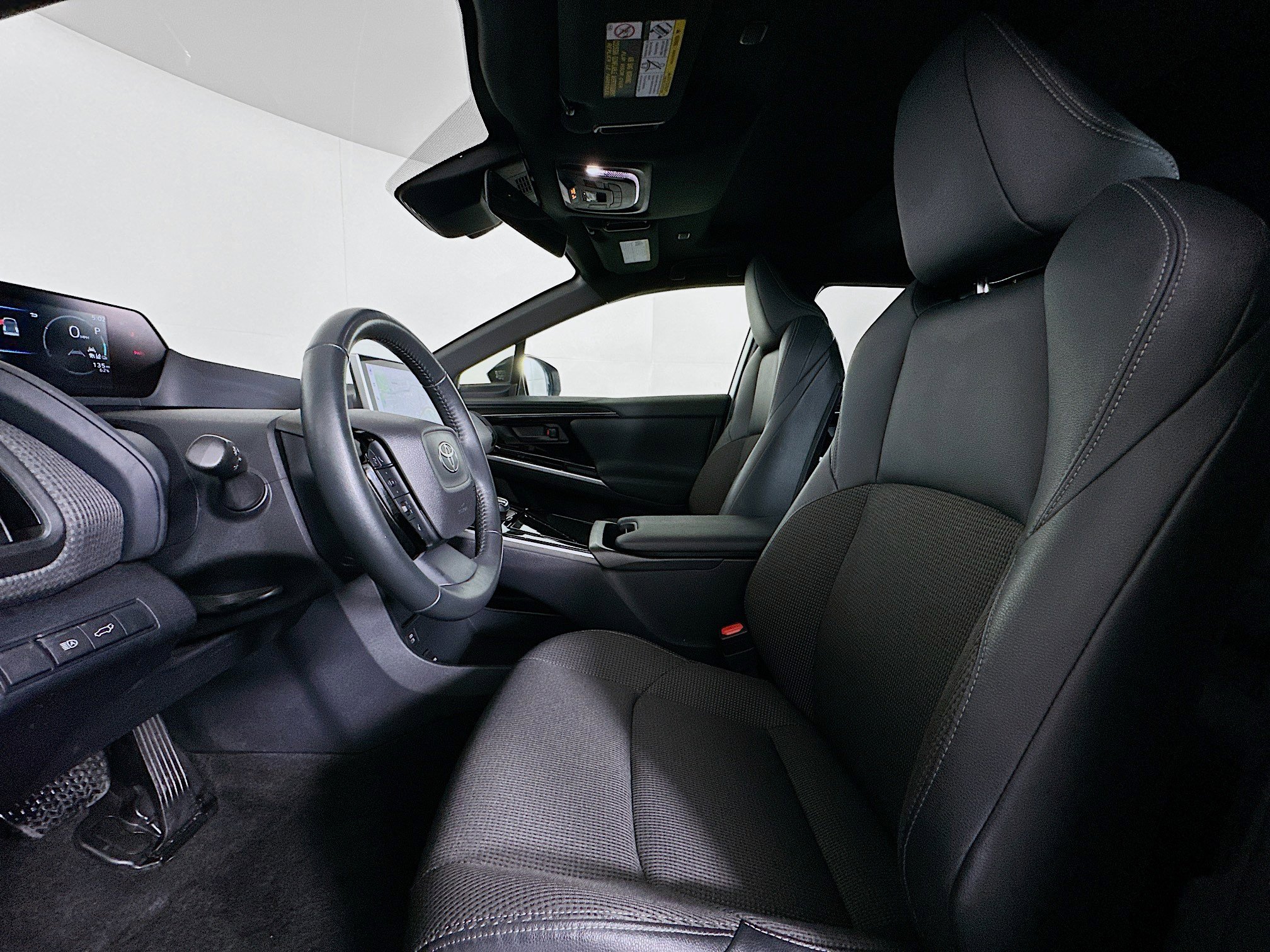 Used 2024 Toyota bZ4X XLE image 13