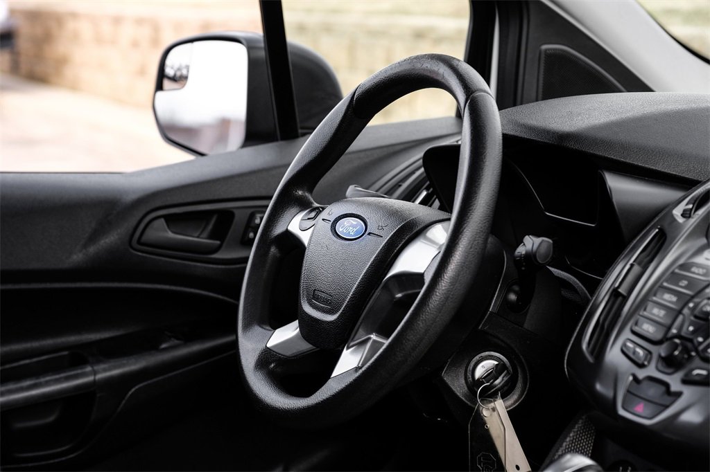 Used 2016 Ford Transit Connect XL image 10