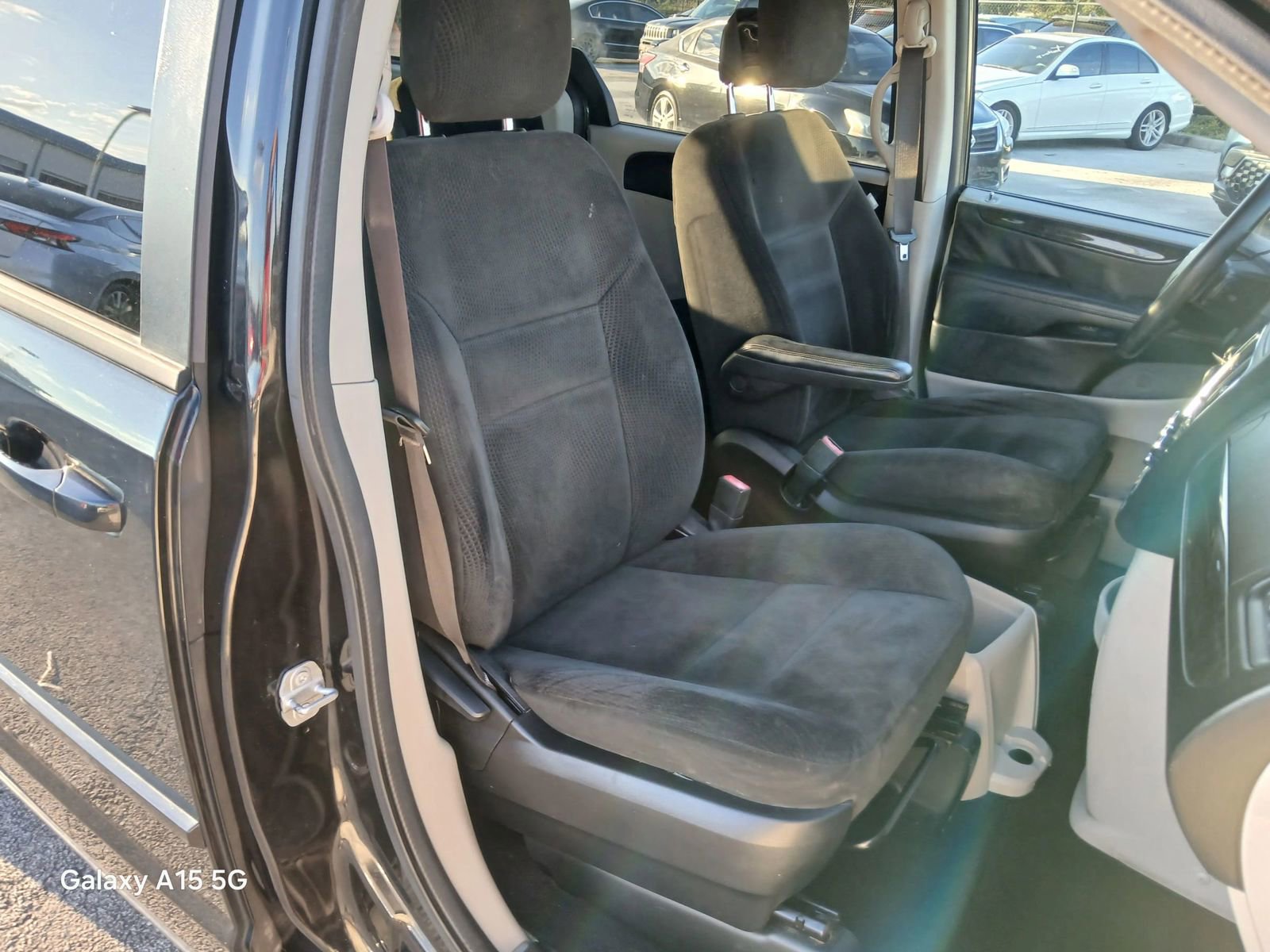 Used 2016 Dodge Grand Caravan SE w/ Quick Order Package 29E SE image 16