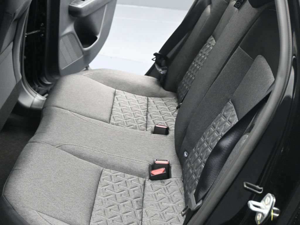 New 2026 Nissan Kicks SV w/ SV Premium Package AWD/4WD image 17