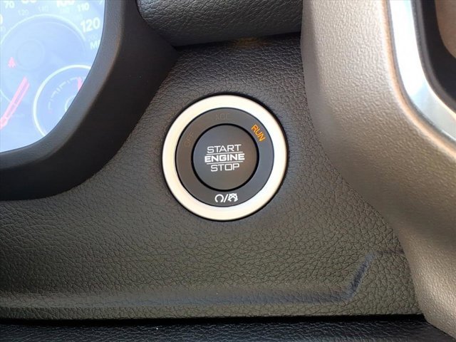 Used 2019 RAM 1500 Laramie image 17