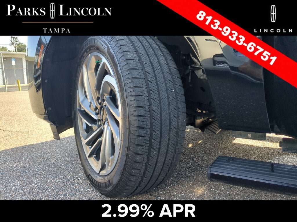 Certified 2025 Lincoln Navigator Reserve AWD/4WD image 36
