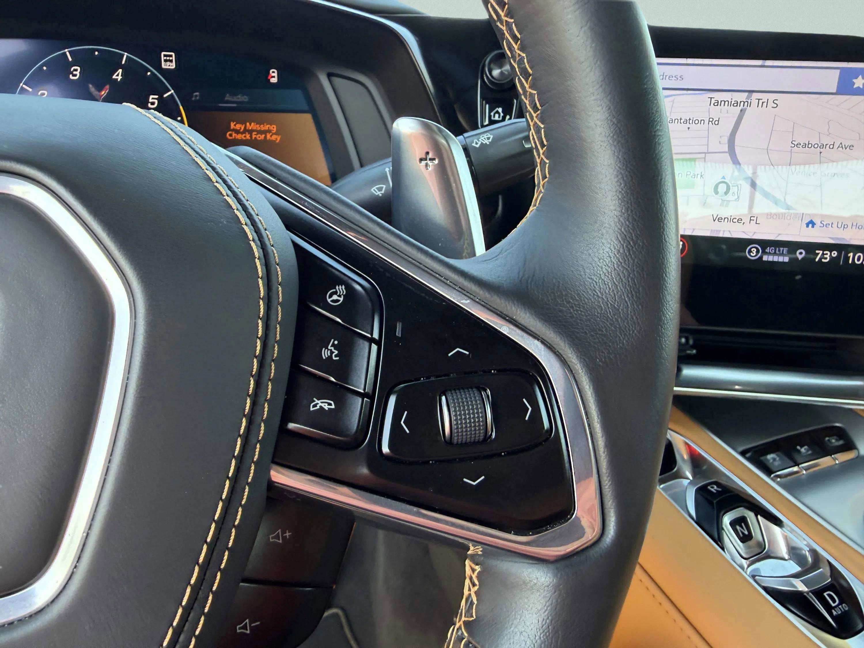 Used 2022 Chevrolet Corvette Stingray Premium Cpe w/ Z51 Performance Package image 17