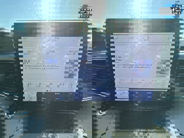 Used 2024 Ford Explorer XLT w/ Equipment Group 202A image 16