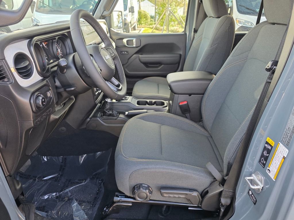 New 2026 Jeep Gladiator Sport image 11