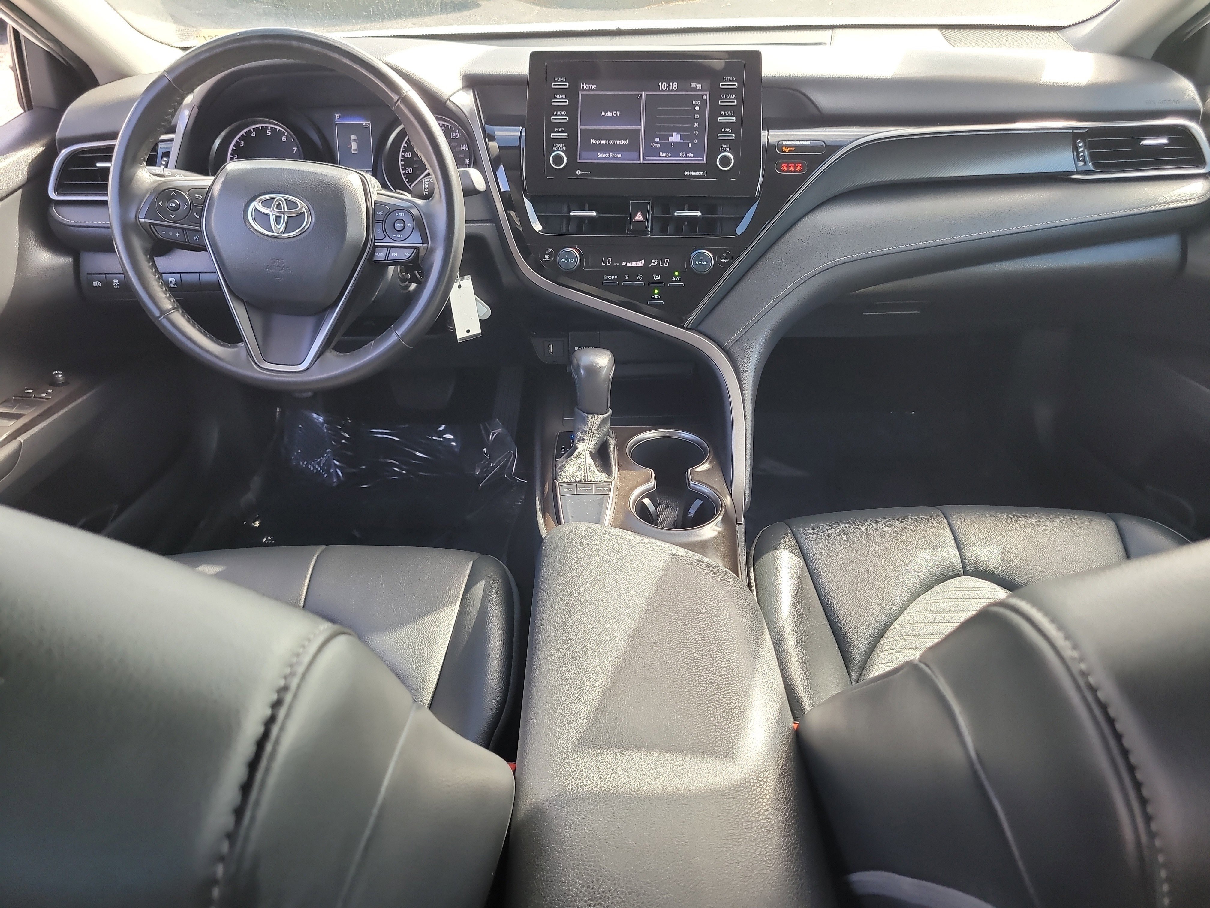 Used 2024 Toyota Camry SE image 15