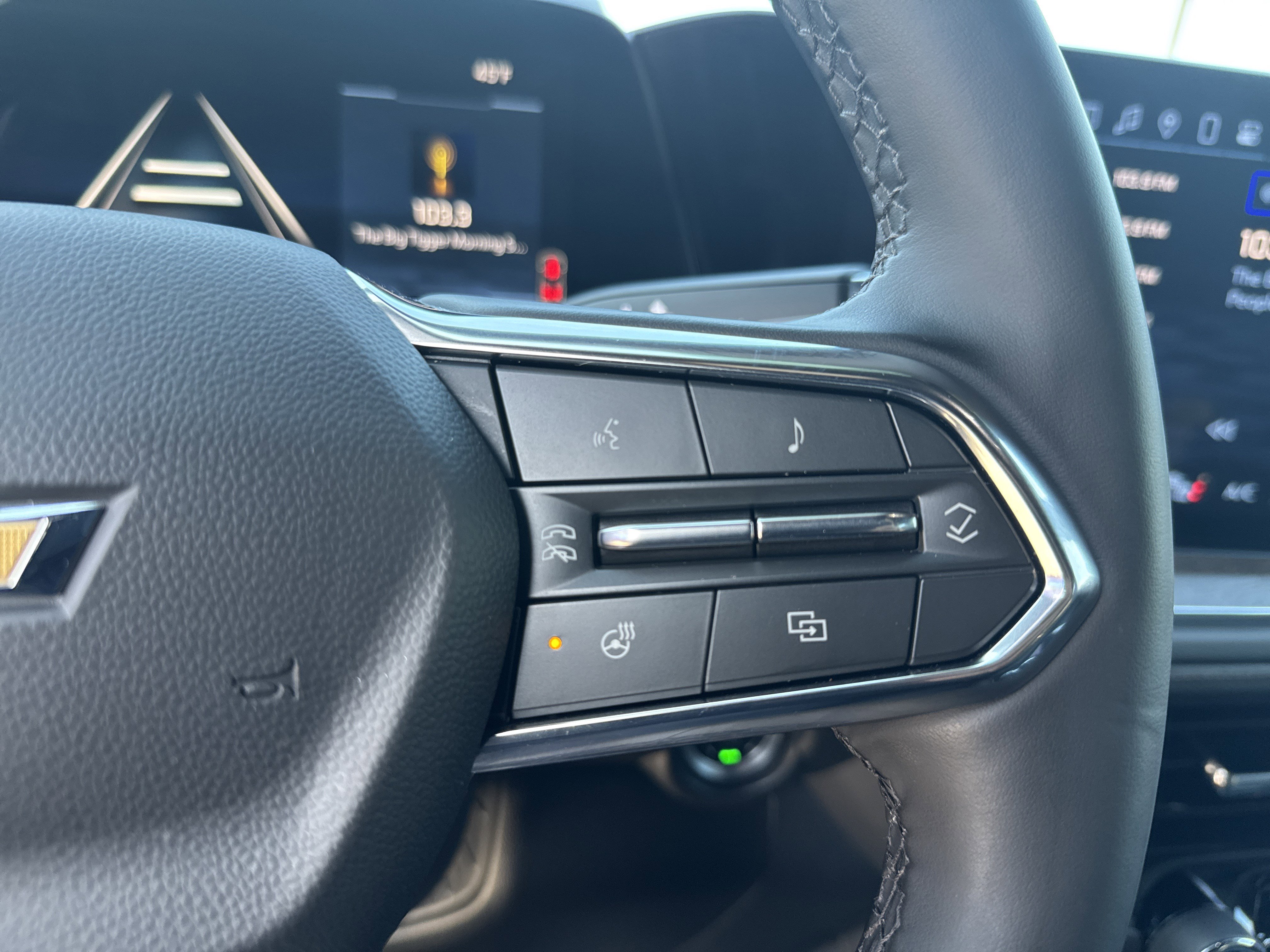 Used 2025 Chevrolet Suburban High Country w/ Sun And Tow Package image 21