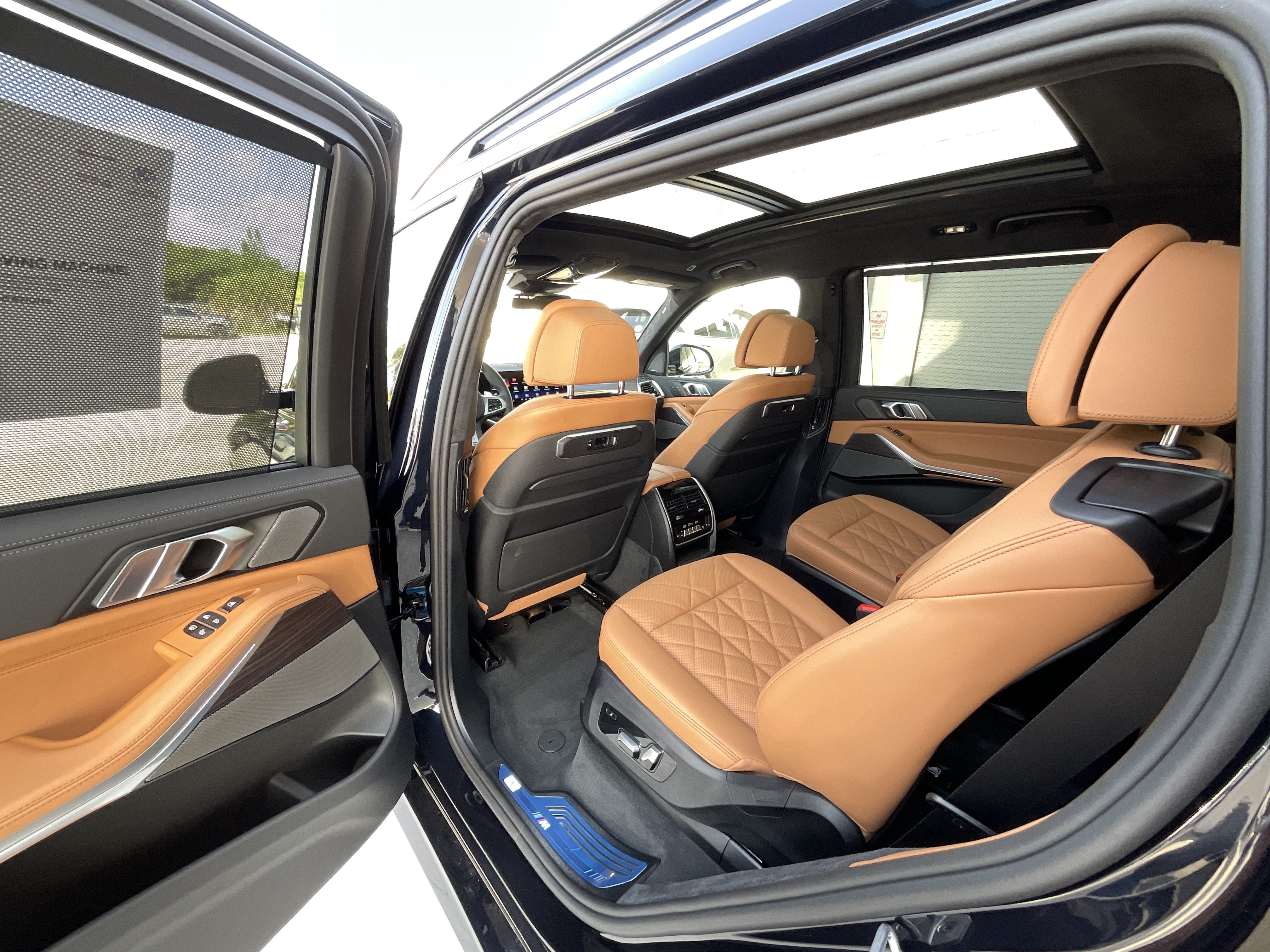 New 2027 BMW X7 xDrive40i w/ Executive Package AWD/4WD image 24