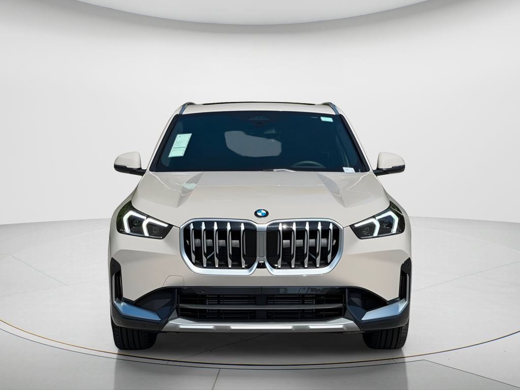 New 2026 BMW X1 xDrive28i w/ Technology Package AWD/4WD image 2
