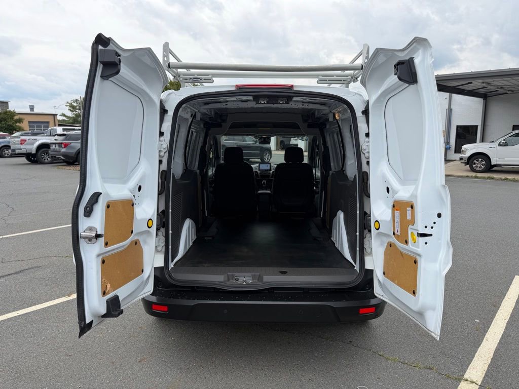 Used 2022 Ford Transit Connect XLT FWD image 5
