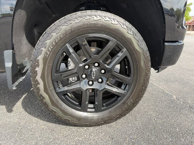 Used 2024 Chevrolet Silverado 1500 LT Trail Boss w/ Convenience Package II image 11