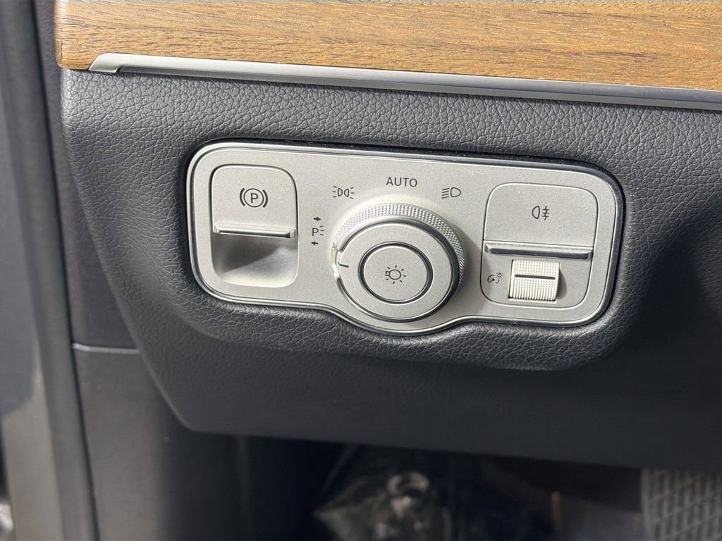 Used 2020 Mercedes-Benz GLS 450 4MATIC image 13