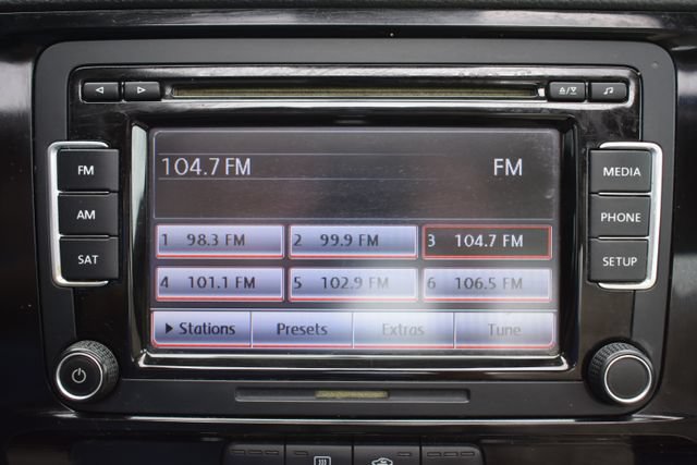 Used 2015 Volkswagen Jetta TDI SE FWD image 24