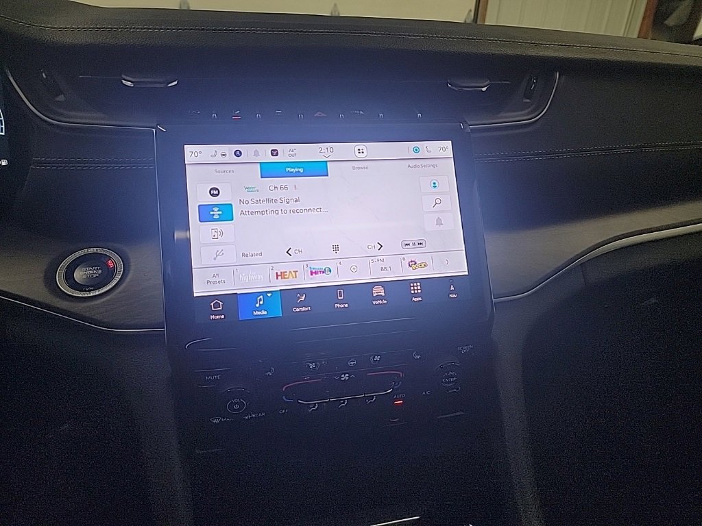 New 2025 Jeep Grand Cherokee L Limited w/ Luxury Tech Group II image 19