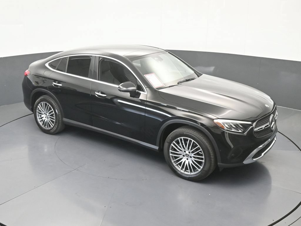 Used 2025 Mercedes-Benz GLC 300 4MATIC image 55