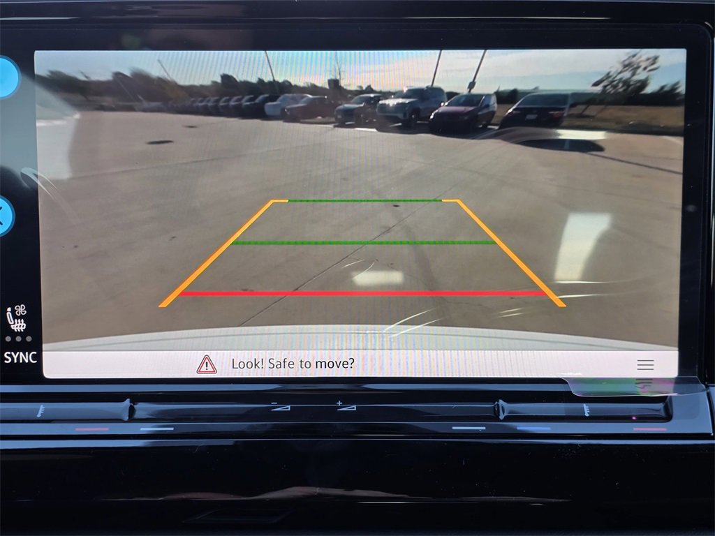 New 2026 Volkswagen Atlas Cross Sport SE image 13