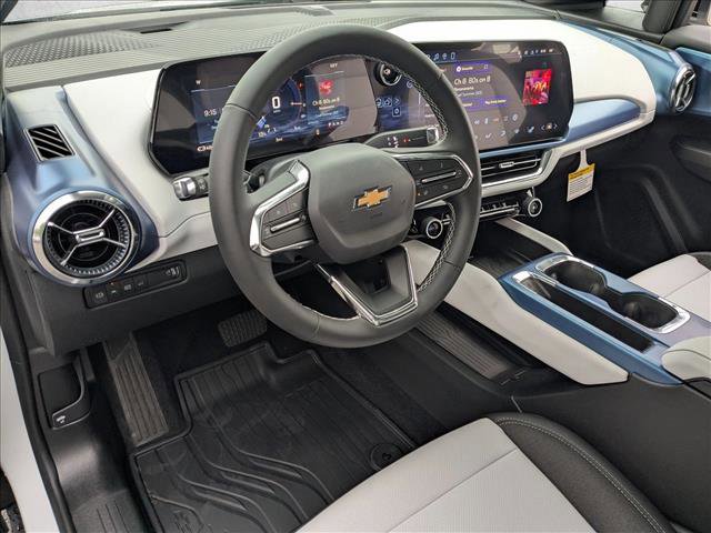 New 2026 Chevrolet Equinox EV LT image 3