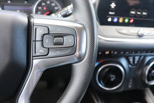 Used 2025 Chevrolet Blazer LT image 21