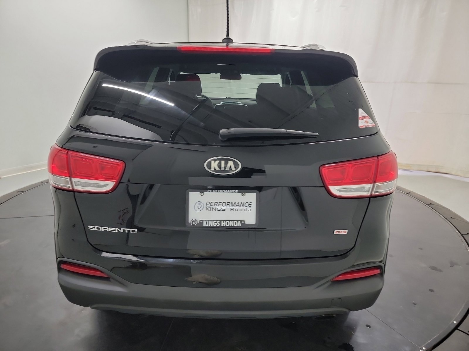 Used 2017 Kia Sorento LX image 8