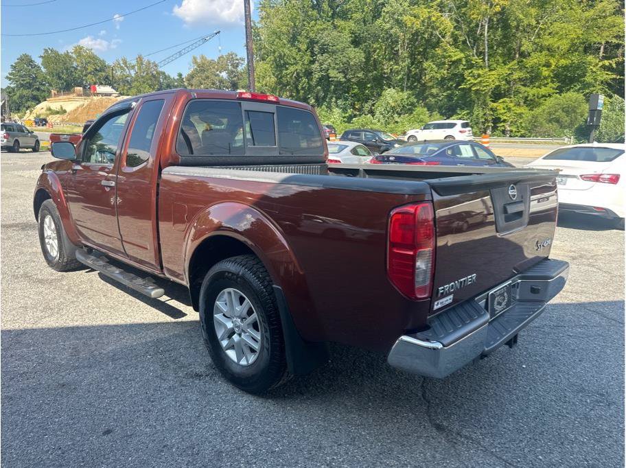 Used 2016 Nissan Frontier SV AWD/4WD image 8